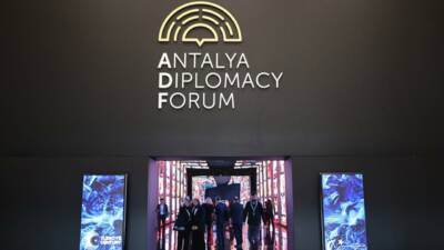 Dünya liderleri ve hükümet yetkilileri, 17-19 Nisan'da "Yarını Tasarlarken Belirsizliklerle