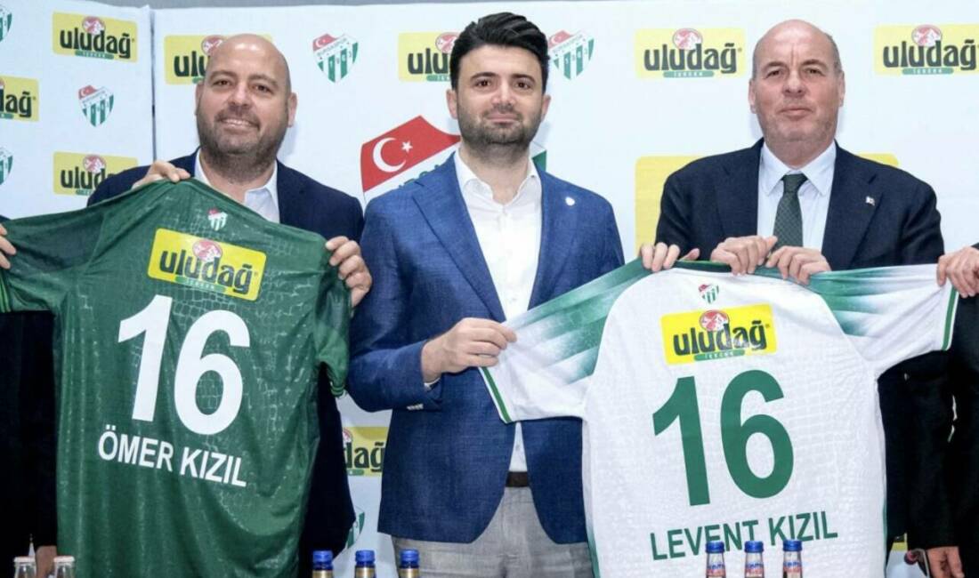 Bursaspor’un prim kampanyasında Kızıl ailesi katkı miktarını yükseltti Yeşil beyazlı kulüp, daha önce 1 milyon lira olarak açıklanan