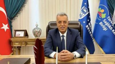 Bursa Büyükşehir Belediyesi Genel Sekreter Yardımcısı Mehmet Yıldız, görevinden ayrıldığını