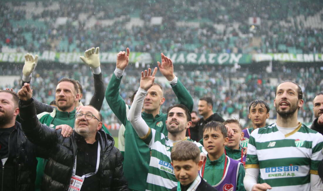 Bursaspor’da heyecanlı bekleyiş! Gözler TFF’nin kararında… Lider Bursaspor, şampiyonluk için artık günleri saymaya başladı... Son viraja