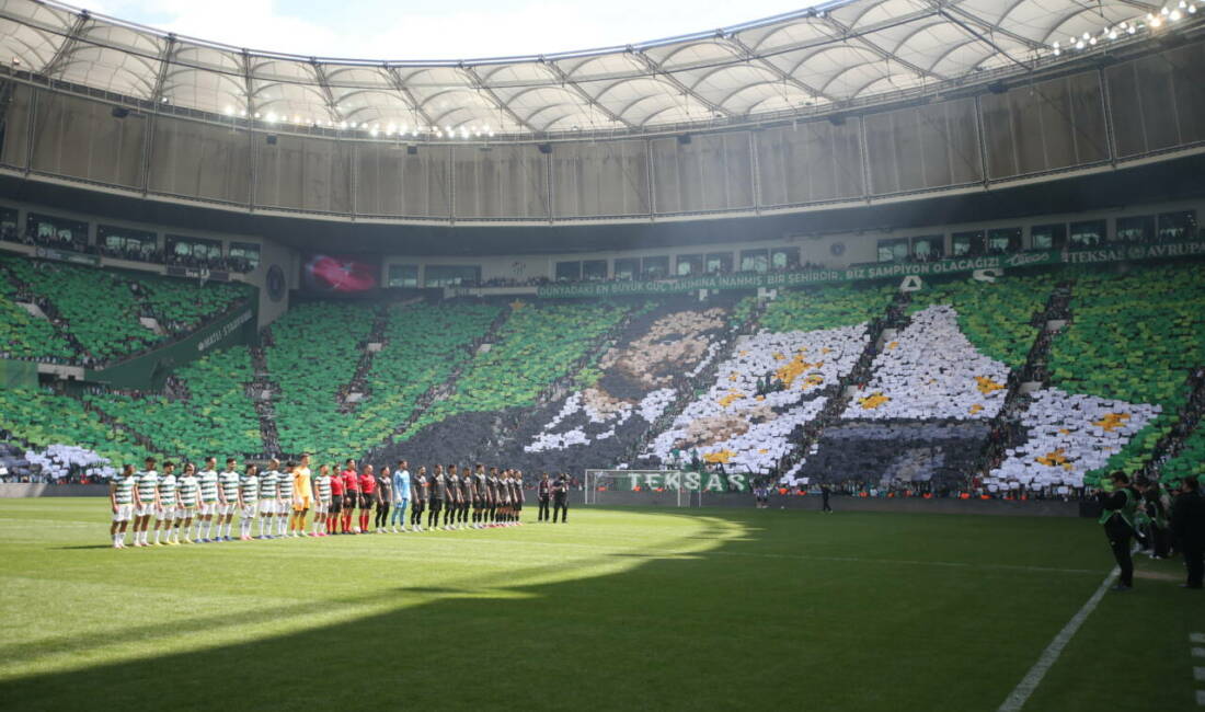 Bursaspor’a kötü haber Şampiyon olarak Trendyol 1. Lig’e yükselen yeşil beyazlılar üç ayrı