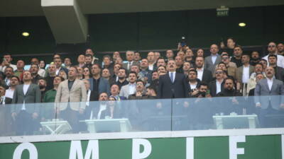 Bursaspor Başkanı Enes Çelik'in babası Bursa'nın eski Bakanı AK Parti