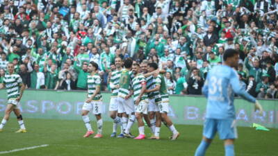 Türkiye Futbol Federasyonu, 1.Lig'e yükselen yeşil beyazlı takım için kutlama