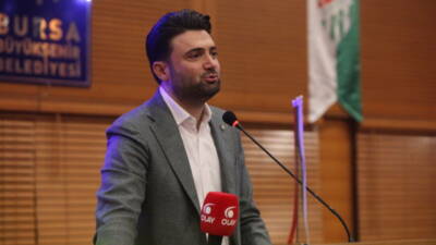 Bursaspor Kulübü Başkanı Enes Çelik, transfer tahtasının açılma sürecinde katkı