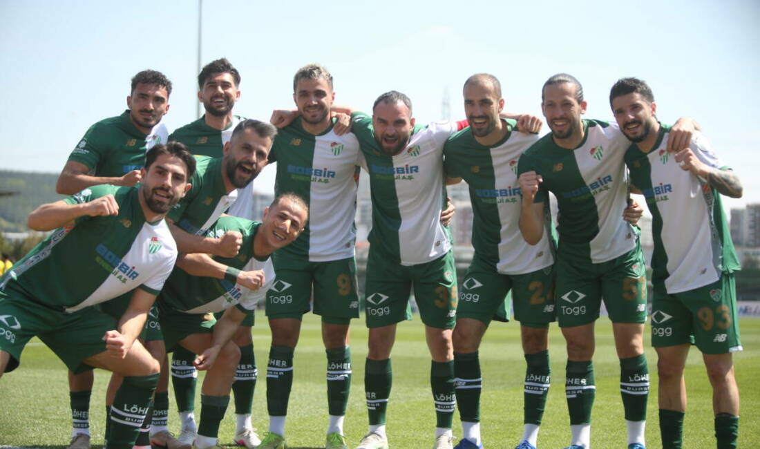 Şampiyon Bursaspor’dan 2.Lig’e süper veda! Aliağa’ya gol yağmuru… 1.Lig'e çıkmayı geçen hafta garantileyen Yeşil beyazlı takım, 2.Lig'deki son