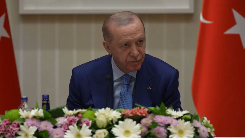 Cumhurbaşkanı Erdoğan: “İşçilerin hakkının yenmesine müsaade etmeyiz” CUMHURBAŞKANI Recep Tayyip Erdoğan, "Biz işçinin, emekçinin, çalışanların aleyhine hiçbir