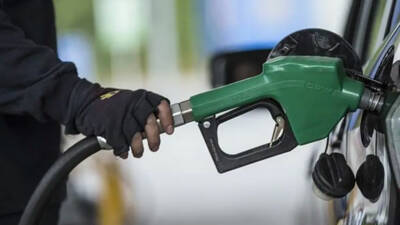 Akaryakıt ürünlerinden motorinin litre fiyatına indirim yapılacak.