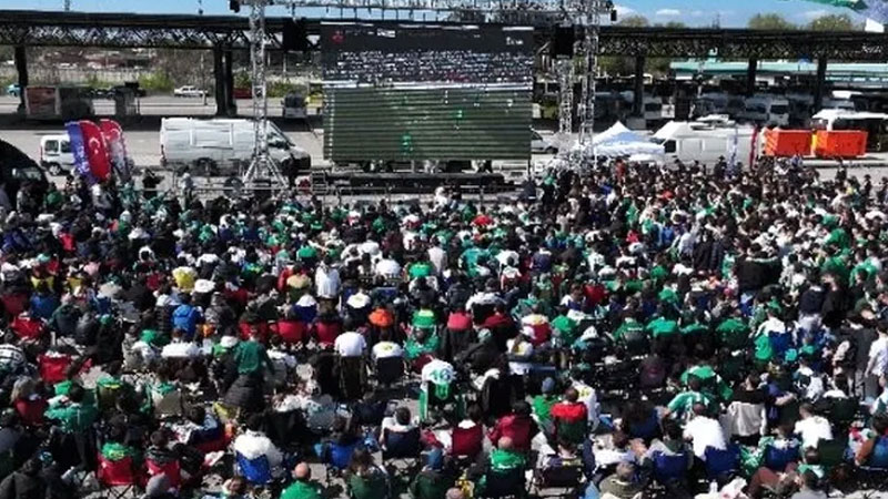 İşte Bursa’da tarihi maç için dev ekran noktaları Bursaspor, bugün Nesine 2.Lig'de sahasında ağırlayacağı Somaspor karşısında en az