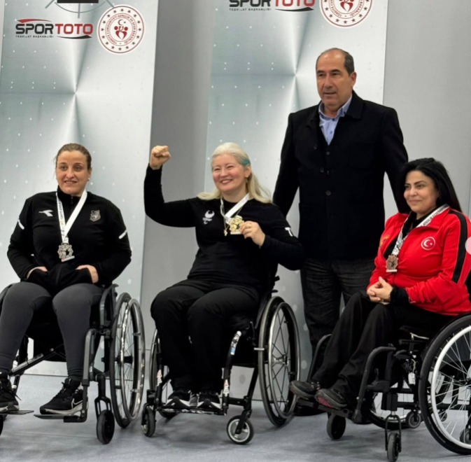 Bursalı milli sporcudan altın madalya 2 foto 1 2