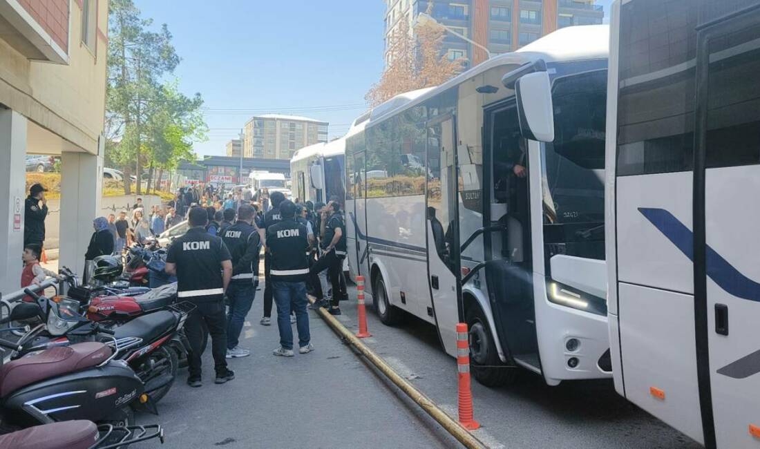 Halfeti Belediyesi’ne operasyonda yeni gelişme Şanlıurfa'da Halfeti Belediyesinin önceki yönetim dönemine ilişkin "suç işlemek amacıyla