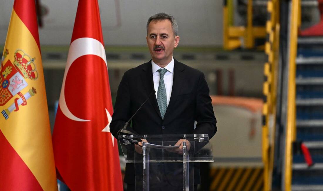 HÜRJET’in İspanya’ya ihracatında imzalar atıldı Türk Havacılık ve Uzay Sanayii (TUSAŞ) tarafından üretilen milli jet