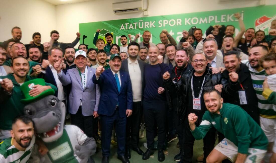 Bursaspor’un hocası Mustafa Er, kupa haftasını açıkladı Mardinspor maçı sonrası açıklamalarda bulunan Mustafa Hoca, "Soma maçında muhteşem
