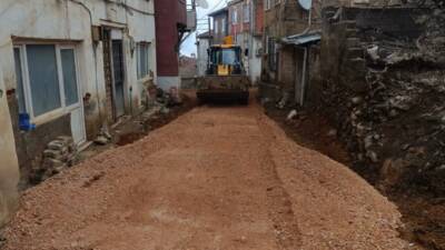 Bursa Büyükşehir Belediyesi, İznik'te yürütülen altyapı çalışmalarıyla ilgili bilgilendirmede bulundu...