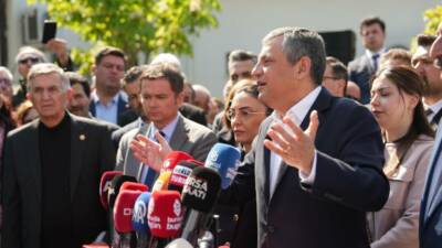 Tutuklu bulunan Bursa Büyükşehir Belediye Başkanı Mustafa Bozbey, CHP Genel