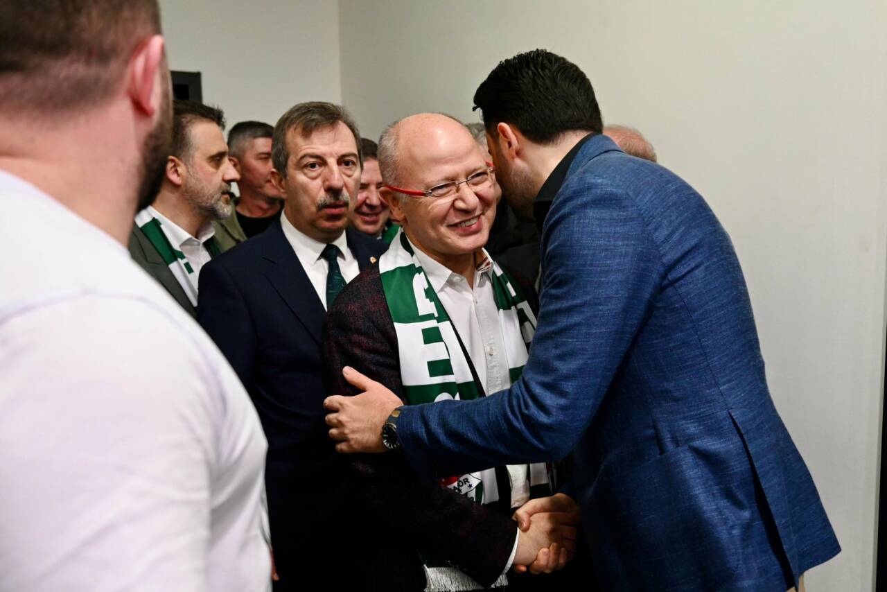 AK Parti Bursa İl Başkanı Gürkan; 'Bursaspor şampiyonluğu hak etti' 3