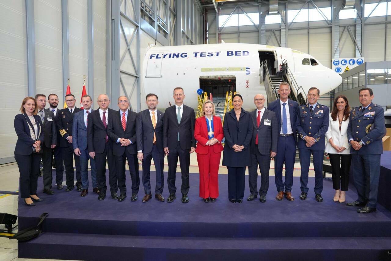 HÜRJET İspanya yolcusu 2 hurjet ispanya yolcusu 324e77d8ae55
