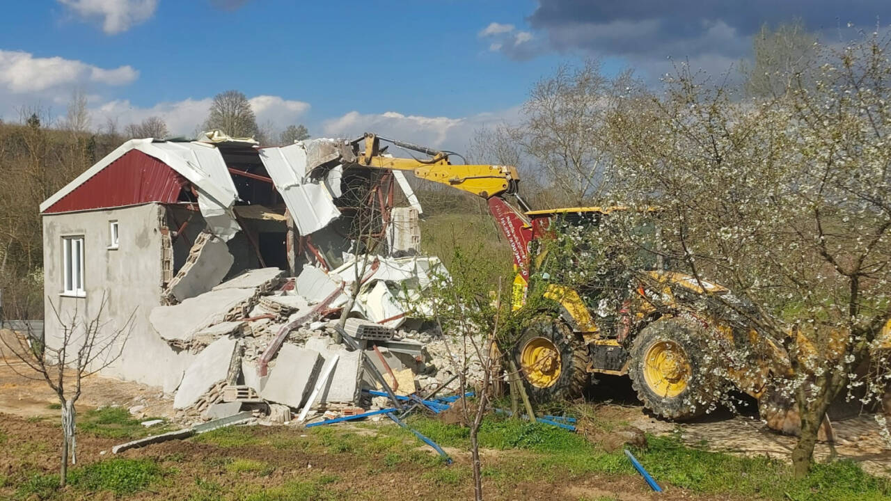 Bursa İnegöl'de kaçağa geçit yok! 142 yapı yıkıldı 1 inegol kacak