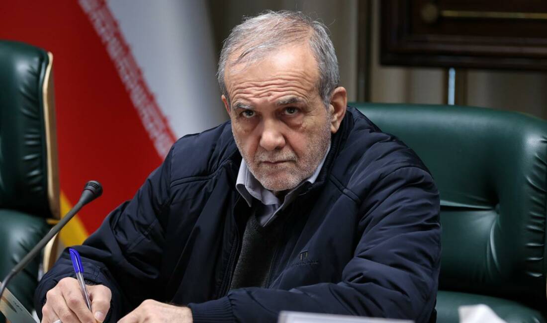 İran Cumhurbaşkanı Pezeşkiyan: Savaş kimsenin yararına değil İran Cumhurbaşkanı Mesud Pezeşkiyan, "savaşın kimsenin yararına" olmadığını, gerilimi azaltmak