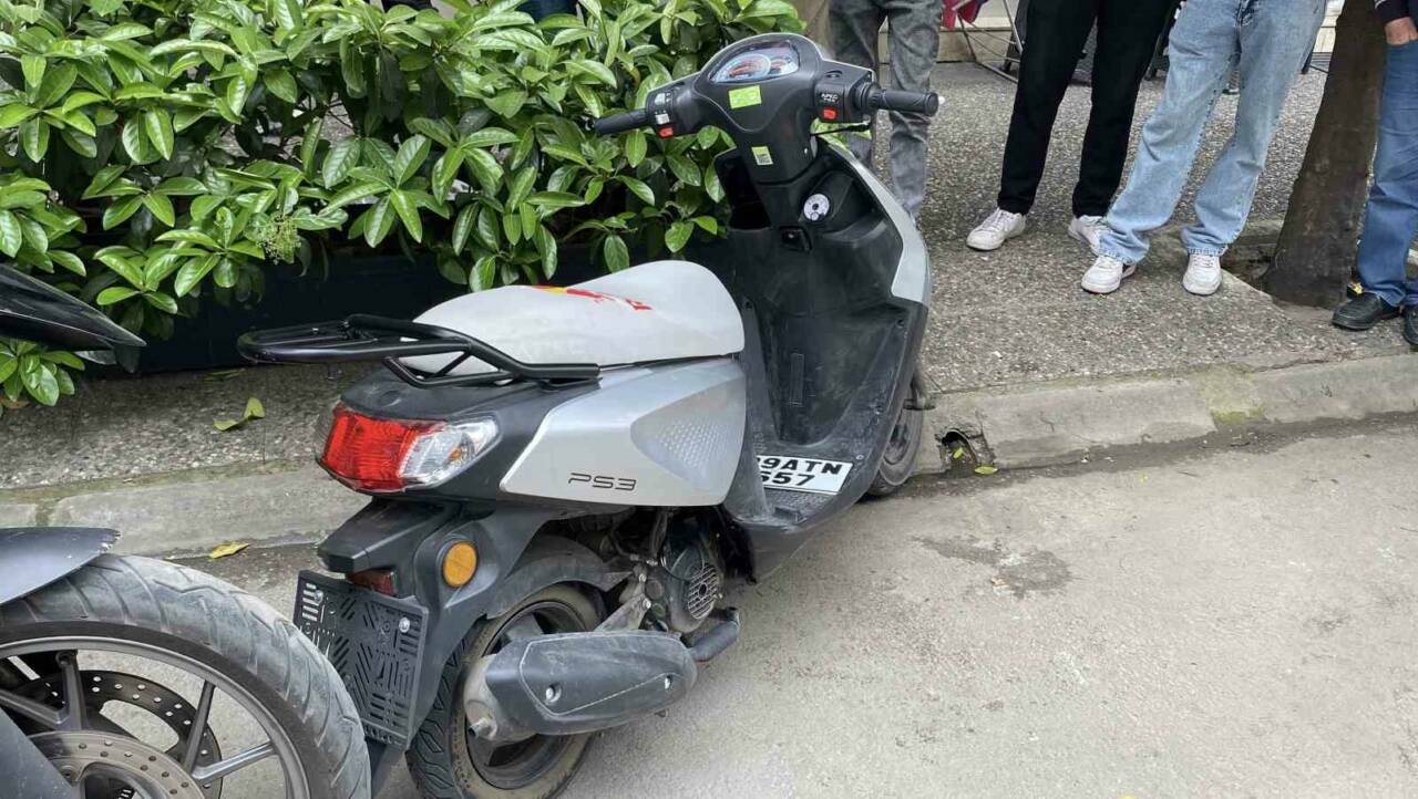 Kaldırımdan kaçtı, 500 bin liradan oldu 3 kaldirimdan kacti 500 bin liradan oldu e8e10cce6e0d