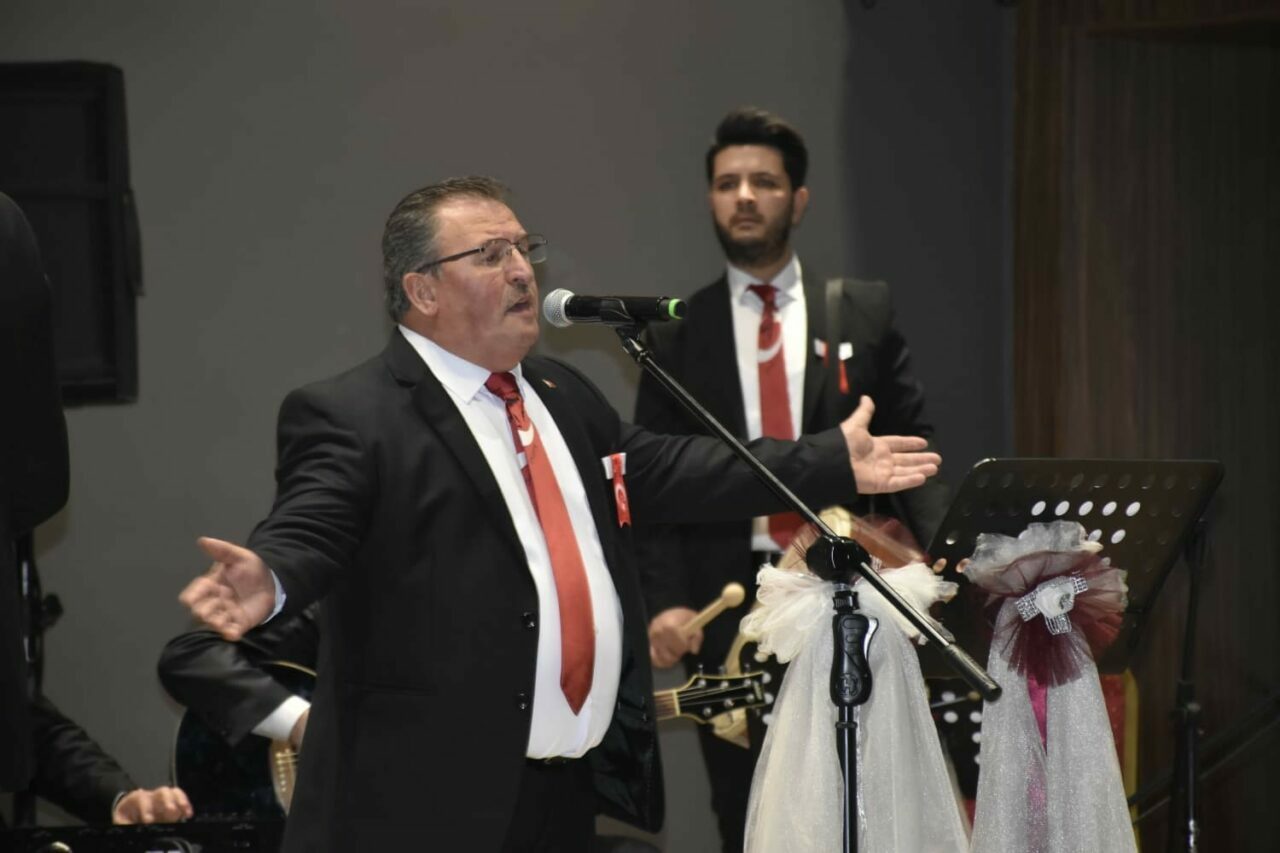 Karacabey’de kahramanlık türküleriyle duygu dolu gece 3 karacabeyde kahramanlik turkuleriyle duygu dolu gece c885c73dfb3c