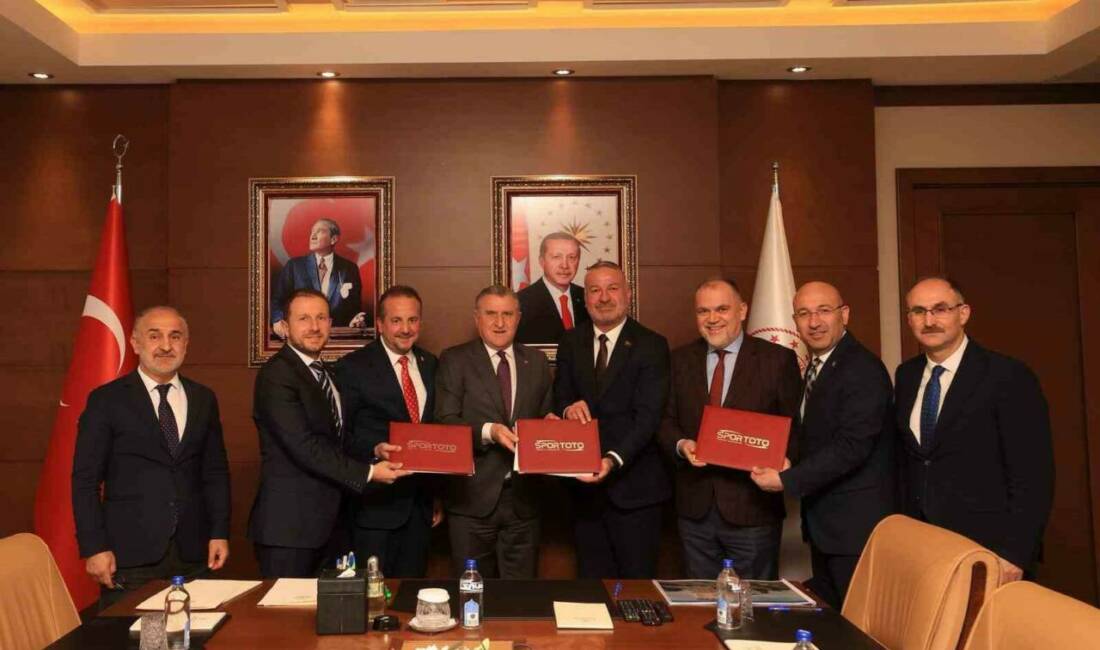 İmzalar atıldı! Bursa’nın bu ilçesine dev yatırım Gençlik ve Spor Bakanlığı’nın desteği ve Karacabey Belediyesi’nin öncülüğünde hayata