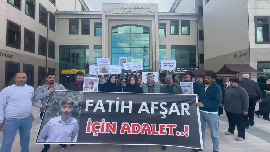 Katil zanlısı çocuk, yaşı kadar ceza aldı 2 katil zanlisi cocuk yasi kadar ceza aldi adf5d02748b2