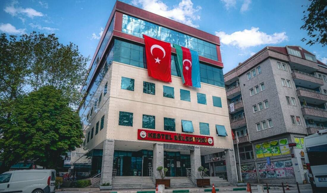 Bursa’nın Kestel Belediyesi’nde sürpriz değişim Olay Gazetesi Yazarı Ahmet Emin Yılmaz, Kestel Belediyesi başkan yardımcılıklarında