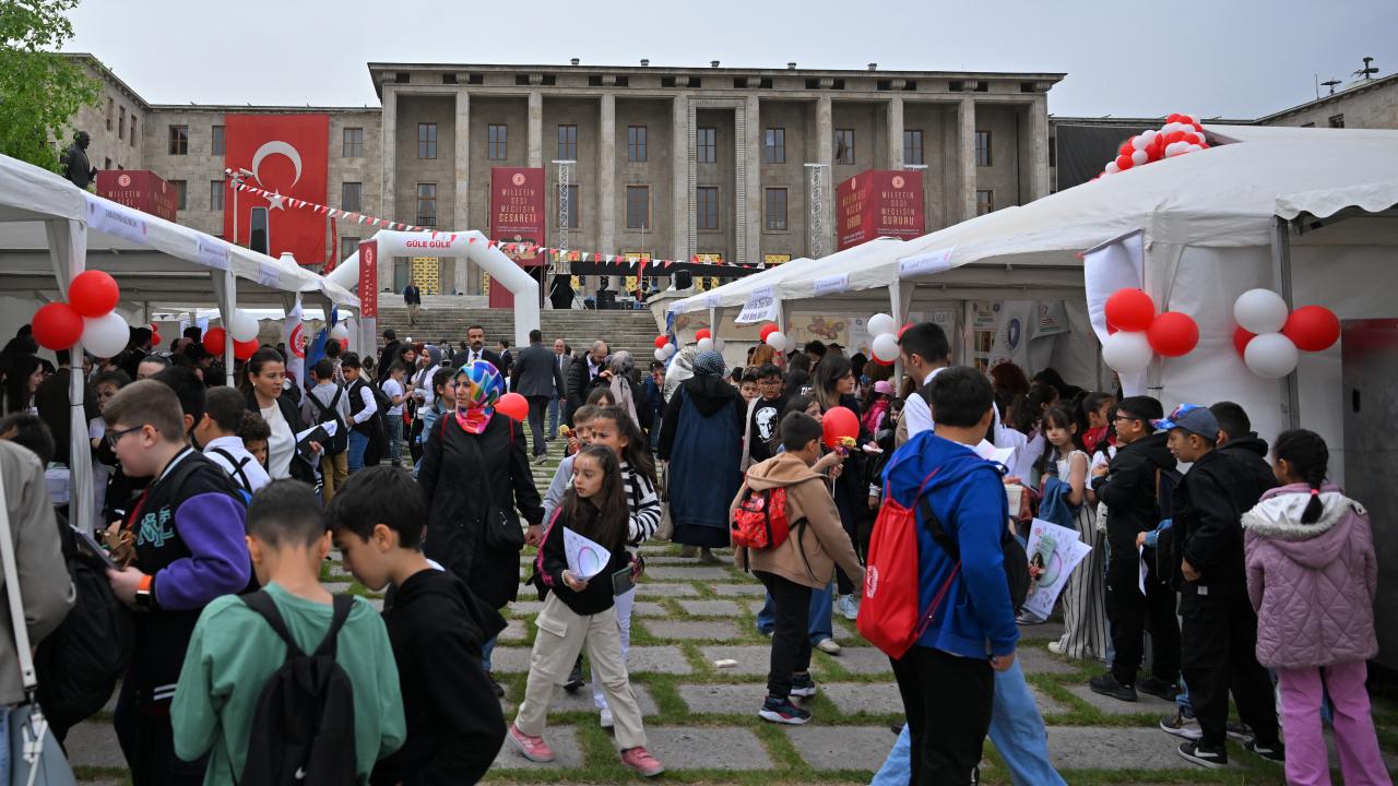 Mecliste 23 Nisan kutlamaları başlıyor 1 mecliste 23 nisan kutlamalari basliyor d6e73da6c5a7