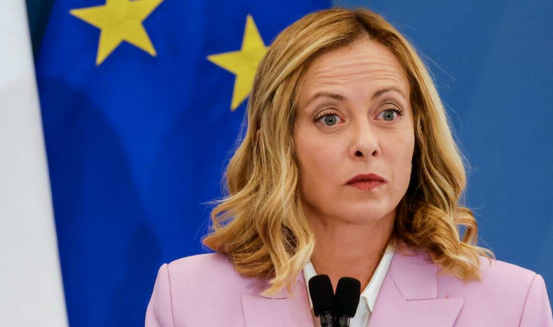 Meloni açıkladı! İtalya’dan kritik İsrail kararı İtalya Başbakanı Meloni, İsrail ile olan savunma anlaşmalarının otomatik yenilenme