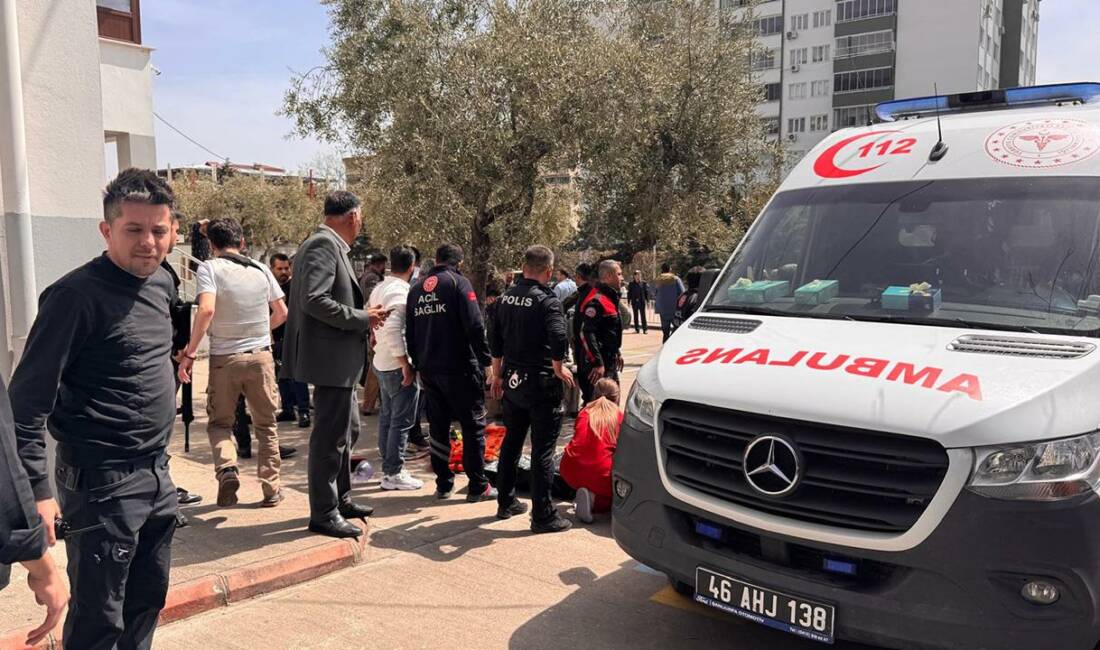 Okul saldırısı sonrası psikososyal destek ekipleri sahada Aile ve Sosyal Hizmetler Bakanı Mahinur Özdemir Göktaş'ın talimatıyla, Kahramanmaraş'ta