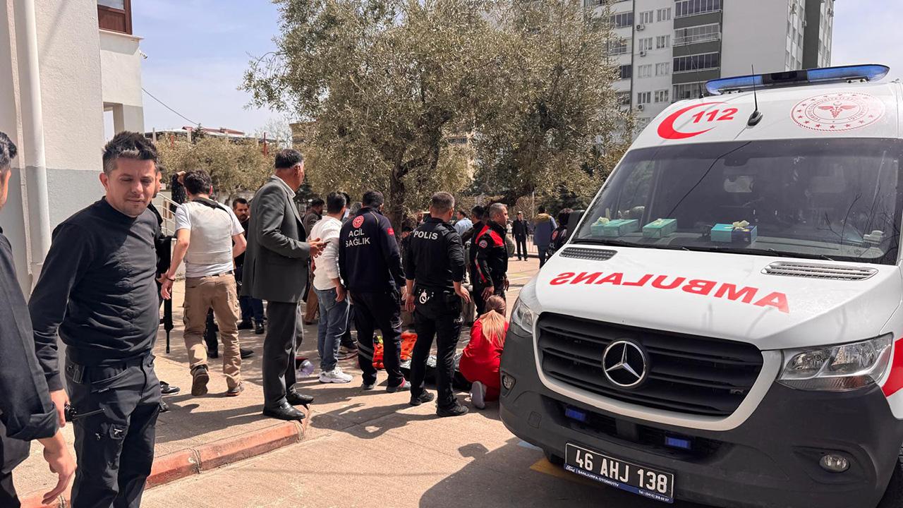 Okul saldırısı sonrası psikososyal destek ekipleri sahada 1 okul saldirisi sonrasi psikososyal destek ekipleri sahada b49bb81bd4af