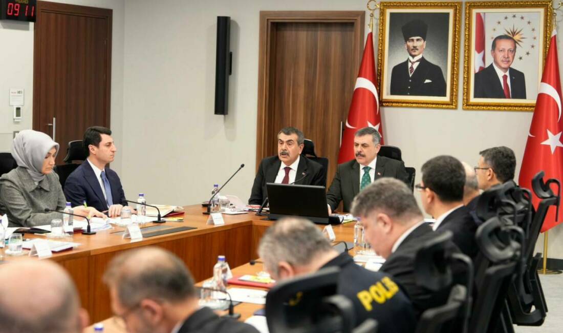 Okullarda alınacak güvenlik önlemleri için kritik toplantı İçişleri Bakanı Mustafa Çiftçi ve Milli Eğitim Bakanı Yusuf Tekin'in