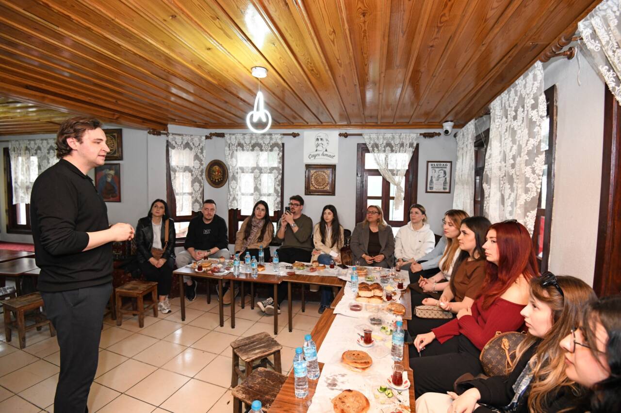 Osmangazi'den gençlere Bursa'da lezzet yolculuğu