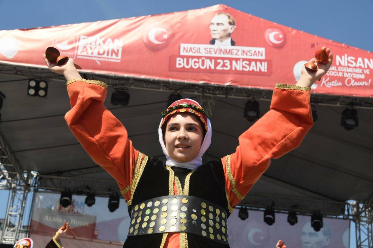 Osmangazi Belediyesi’nden çocuklara unutulmaz bayram