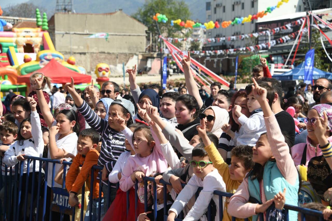 Osmangazi Belediyesi’nden çocuklara unutulmaz bayram