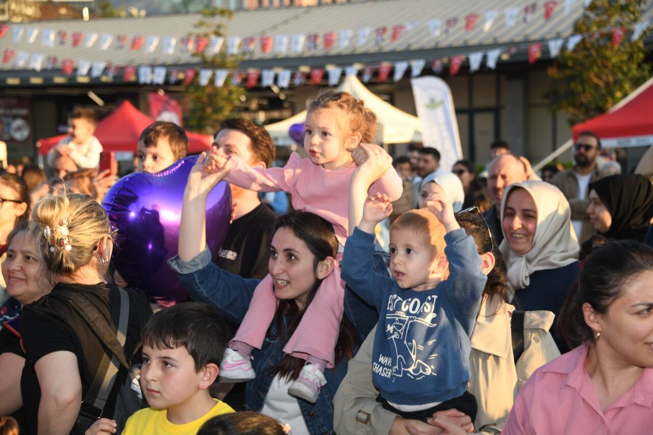 Osmangazi Belediyesi’nden çocuklara unutulmaz bayram
