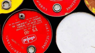 Brent petrol fiyatları Hürmüz Boğazı geriliminin tırmanmasıyla yükseliyor.