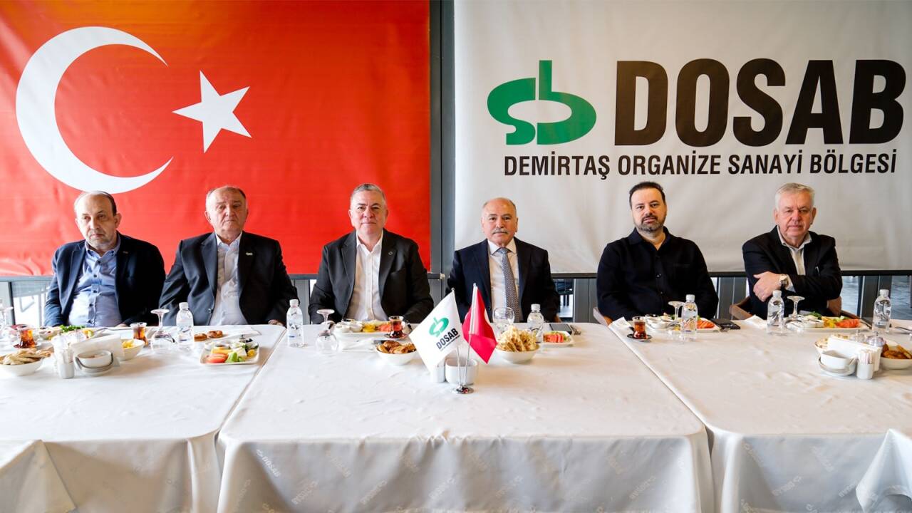 Otomotivciler DOSAB'da buluştu: Sektörün sorunları masaya yatırıldı 6 Otomotivciler DOSAB'da buluştu: Sektörün sorunları masaya yatırıldı