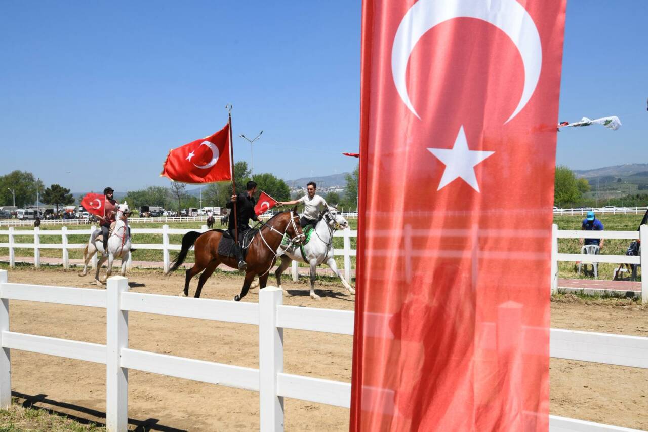 Bursa’nın Fethi’nin 700’üncü yılında rahvan at yarışları heyecanı