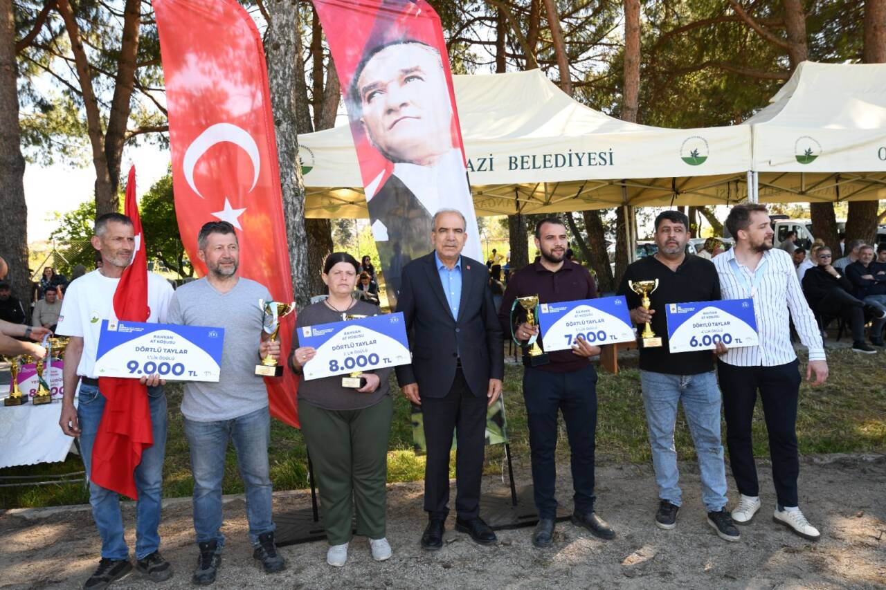 Bursa’nın Fethi’nin 700’üncü yılında rahvan at yarışları heyecanı
