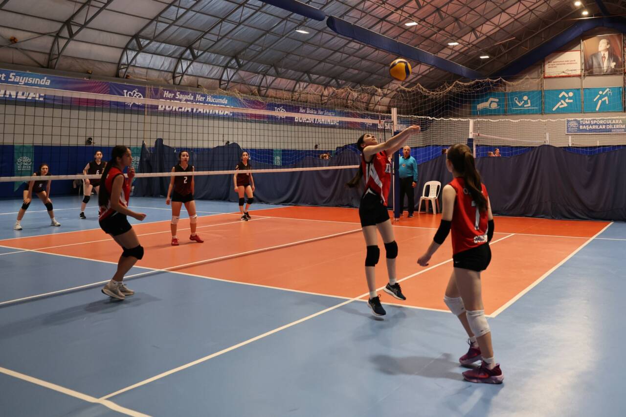 Bursa Nilüfer’i spor heyecanı sardı 4 senlik 4