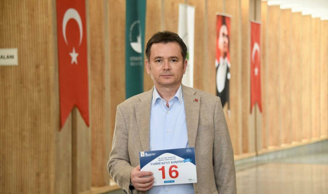 Bursa’nın uluslararası tarihi koşusunda geri sayım! Başkan Aydın; ‘Ben de çocuklarımla katılacağım’ Osmangazi Belediyesi tarafından bu yıl 18’incisi düzenlenecek Uluslararası Osmangazi Tarihi