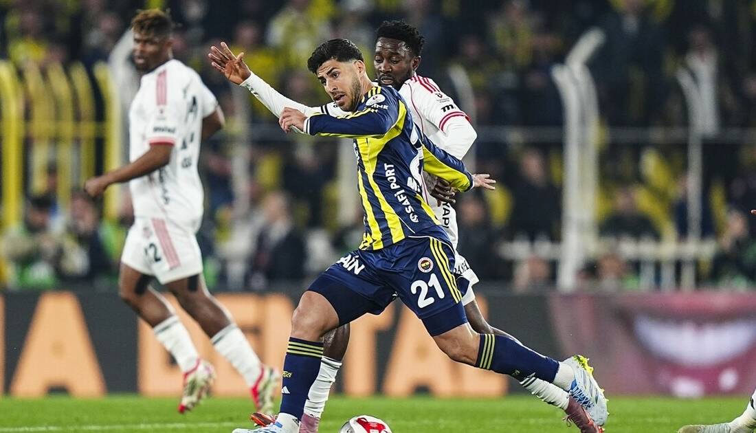 Fenerbahçe'nin İspanyol futbolcusu Marco Asensio, sakatlığı nedeniyle Trendyol Süper Lig'in