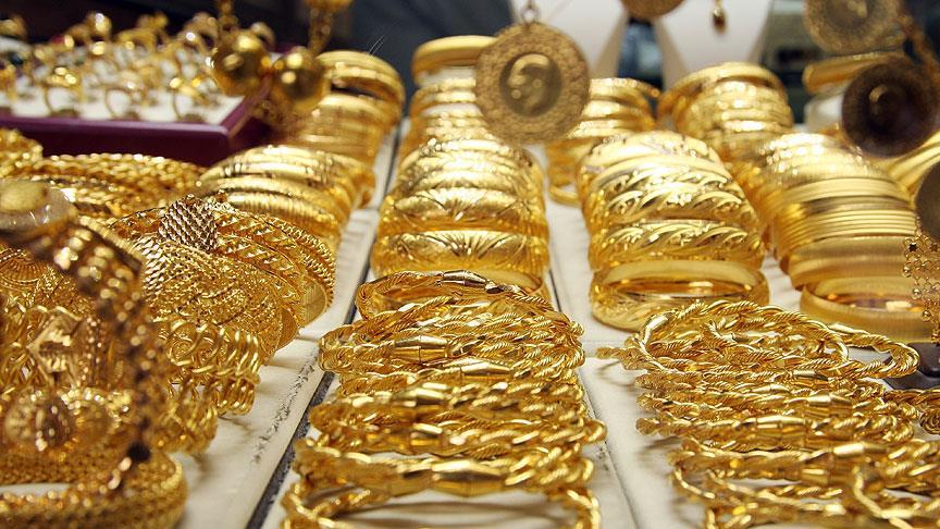 Gram altın, güne düşüşle başlamasının ardından 6 bin 152 liradan