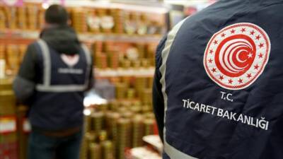 Ticaret Bakanlığı ekiplerinin Bursa’da yaptığı denetimlerde, bir zincir marketin kuru