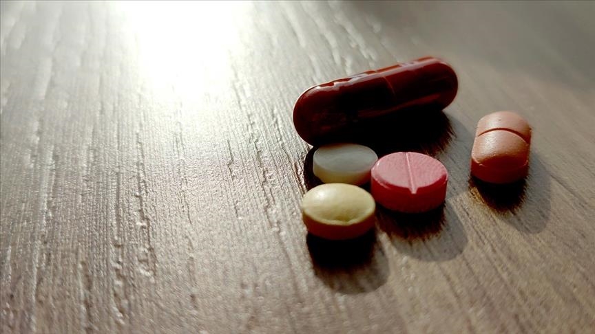 Çalışma ve Sosyal Güvenlik Bakanı Vedat Işıkhan, aralarında kanser ilaçlarının