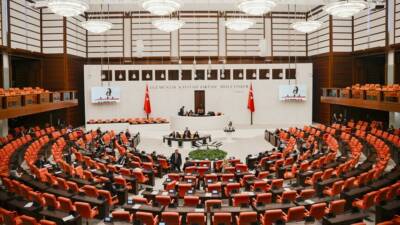 Meclis'te, son 16 yılda 494 kanun yasalaştı ve 1137 uluslararası