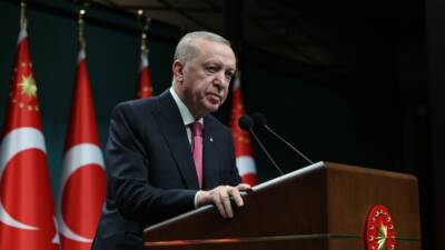 Cumhurbaşkanı Erdoğan, Kabine toplantısının ardından önemli açıklamalarda bulundu.