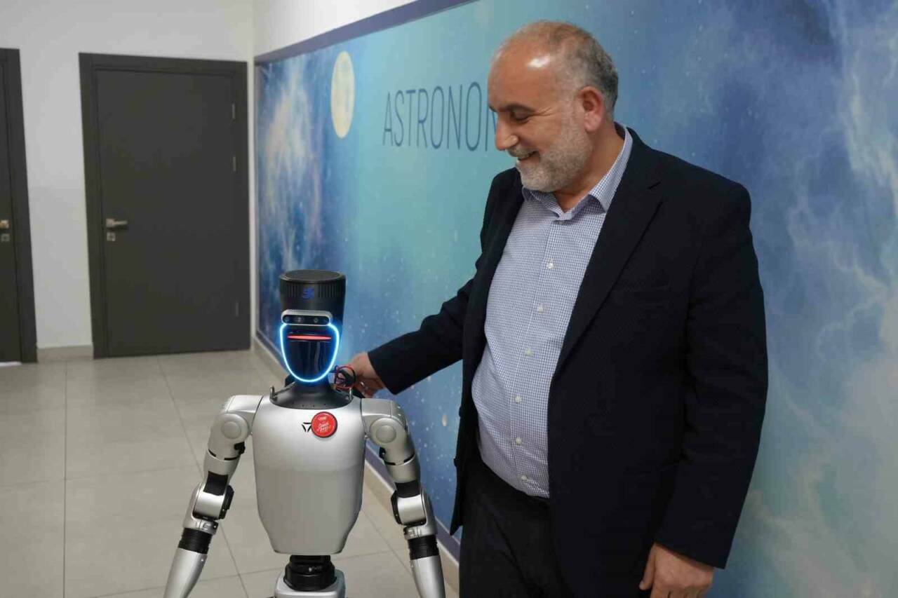 turkiyenin nufusa kaydedilen ilk robotu simdi de ise basladi c29929bb3389