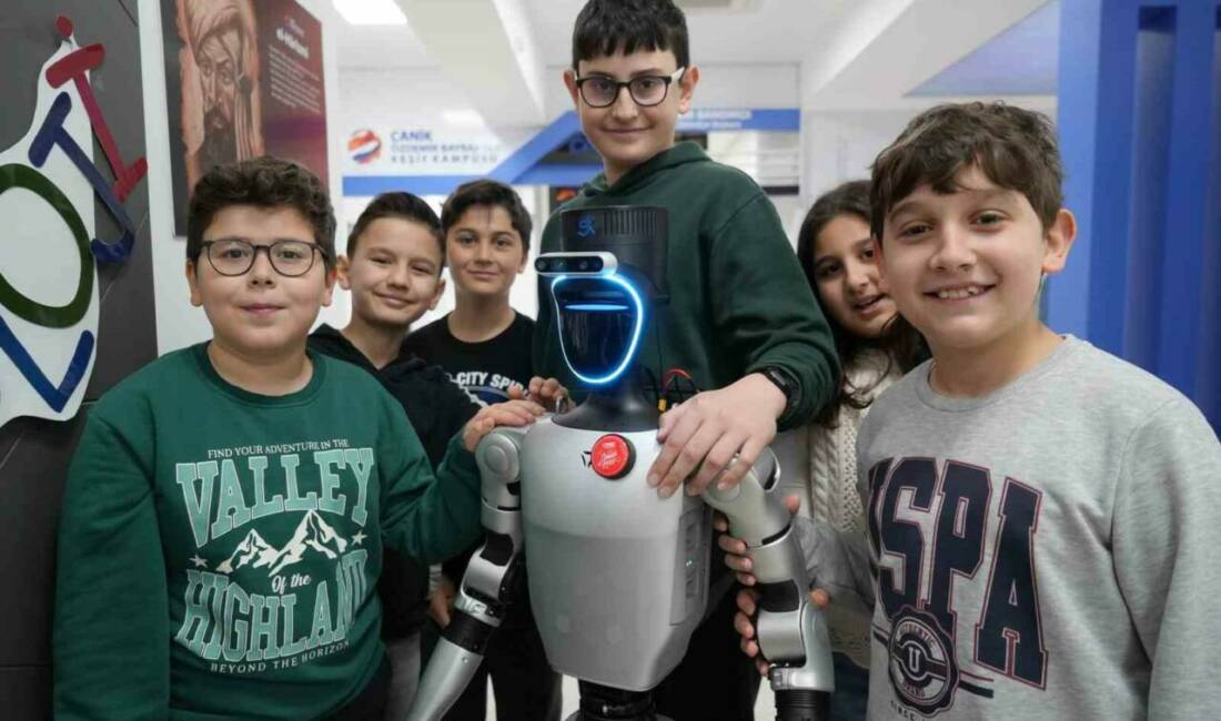 Türkiye’de nüfusa kaydedilen ilk robot olarak tarihe geçen CANİKMAN, Samsun’un